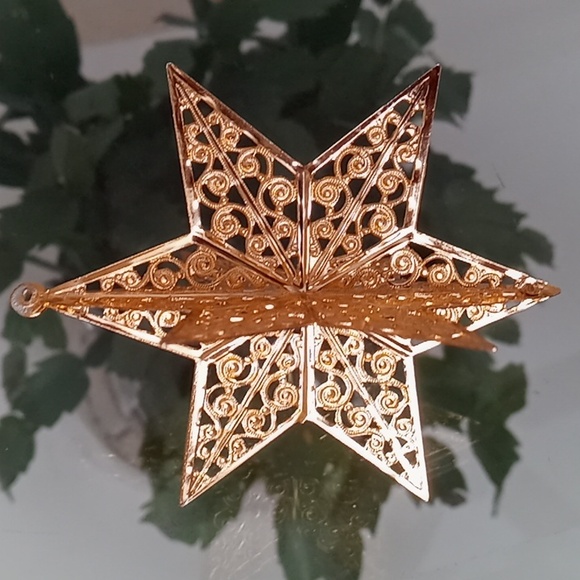 Other - Vintage Filigree Star Ornament
